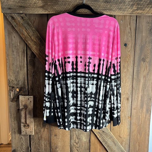 Sexy Nygard blouse - New with tags - Picture 2 of 5